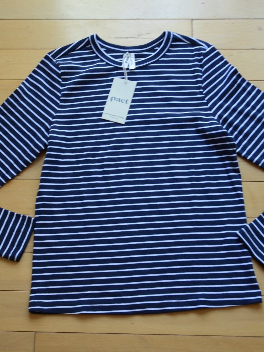 Pact Women's Catskill Stripe Perfect Rib layering Long Sleeve Top Size L NWT